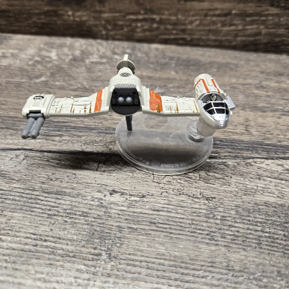 STAR WARS MID VEHICLE RESISTANCE‎ SKI SPEEDER DIE-CAST 3.5” SPACE SHIP TOY